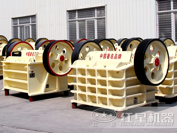 鄂式破碎机 鄂式破碎机