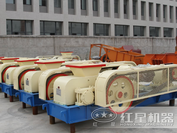 红星机器辊式破碎机