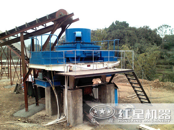 冲击式破碎机现场图 冲击式破碎机现场图