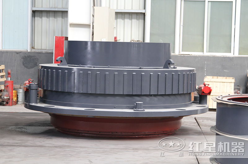 圆锥破组成部件之一，进料斗