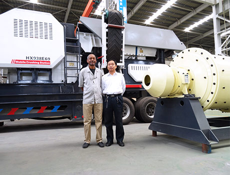 时产50吨青石移动碎石机配置一套多少钱？有现货供应吗